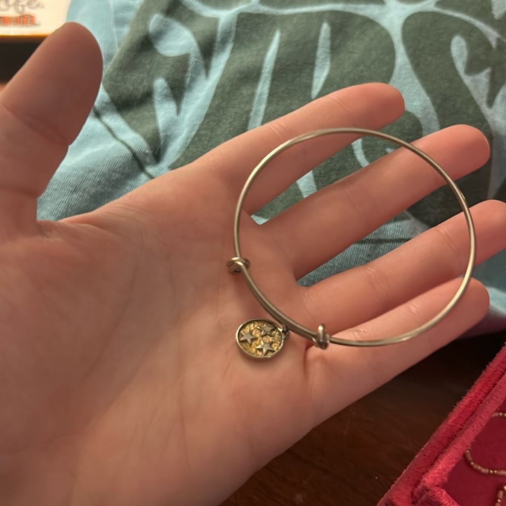 tri star bangle